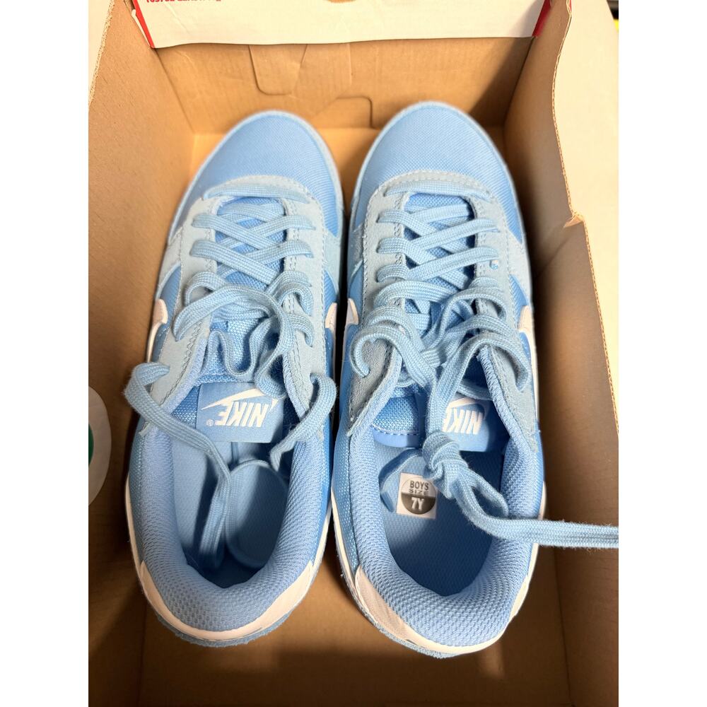 Nike Field General in University Blue/White - Women/Youth - Picture 12 of 13